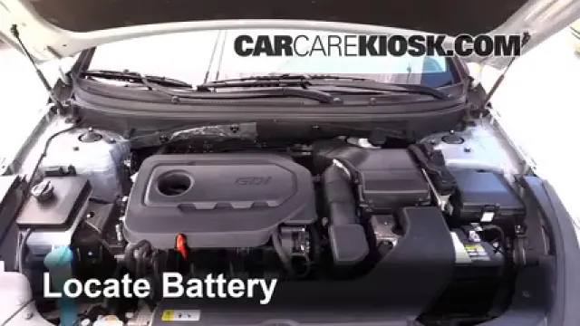 2015 Hyundai Sonata SE 2.4L 4 Cyl. Batterie Changement